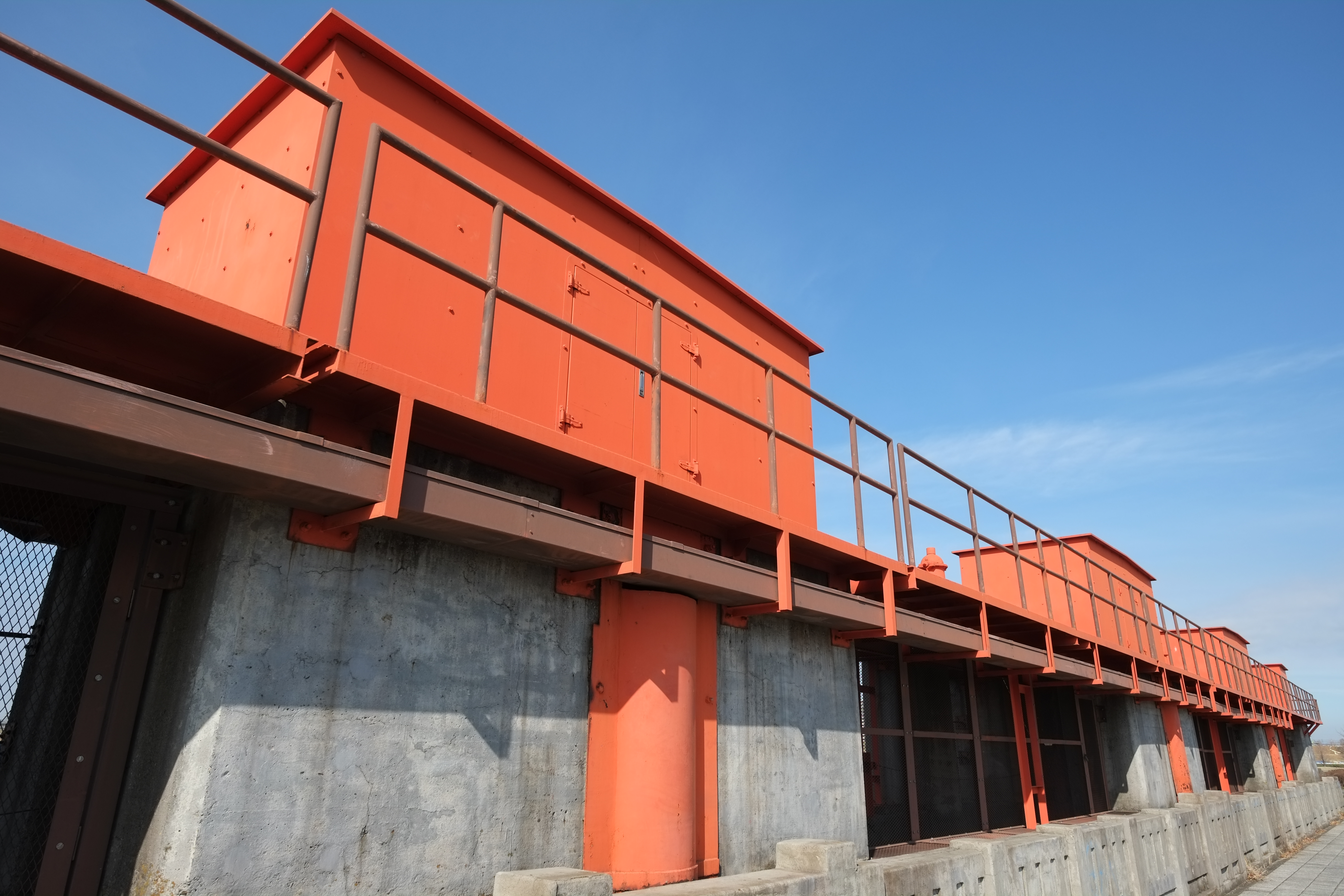 X-Pro1 / XF 14mm F2.8 R / 約4MB / 4,896×3,264 / 1/680秒 / F5.6 / 0EV / ISO200 / 絞り優先AE / WB：オート / 14mm