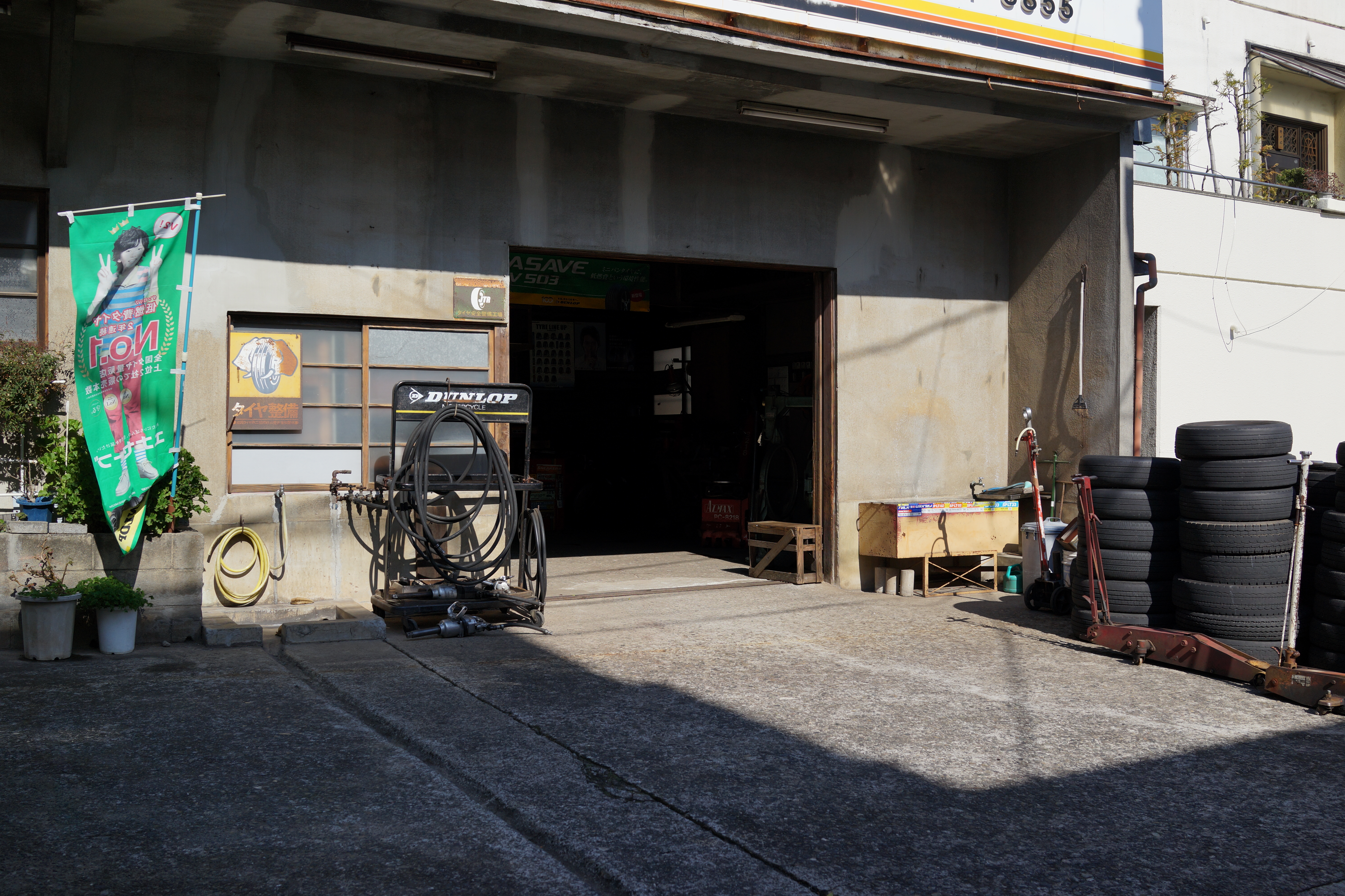 DSC-RX1 / 約8.7MB / 6,000×4,000 / 1/800秒 / F5.6 / -1EV / ISO100 / 絞り優先AE / WB：オート / 35mm