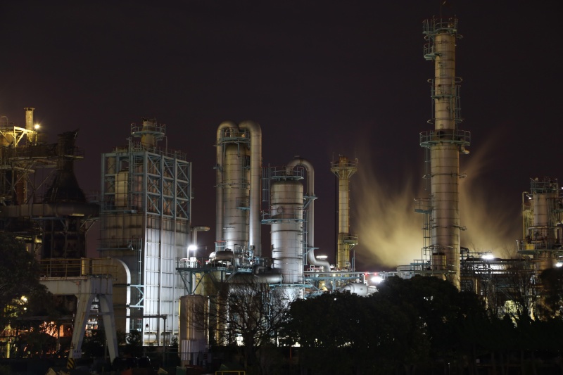 レンズフードを装着。側面からの光をカットしてくれたので、写真に影響は出ていません。