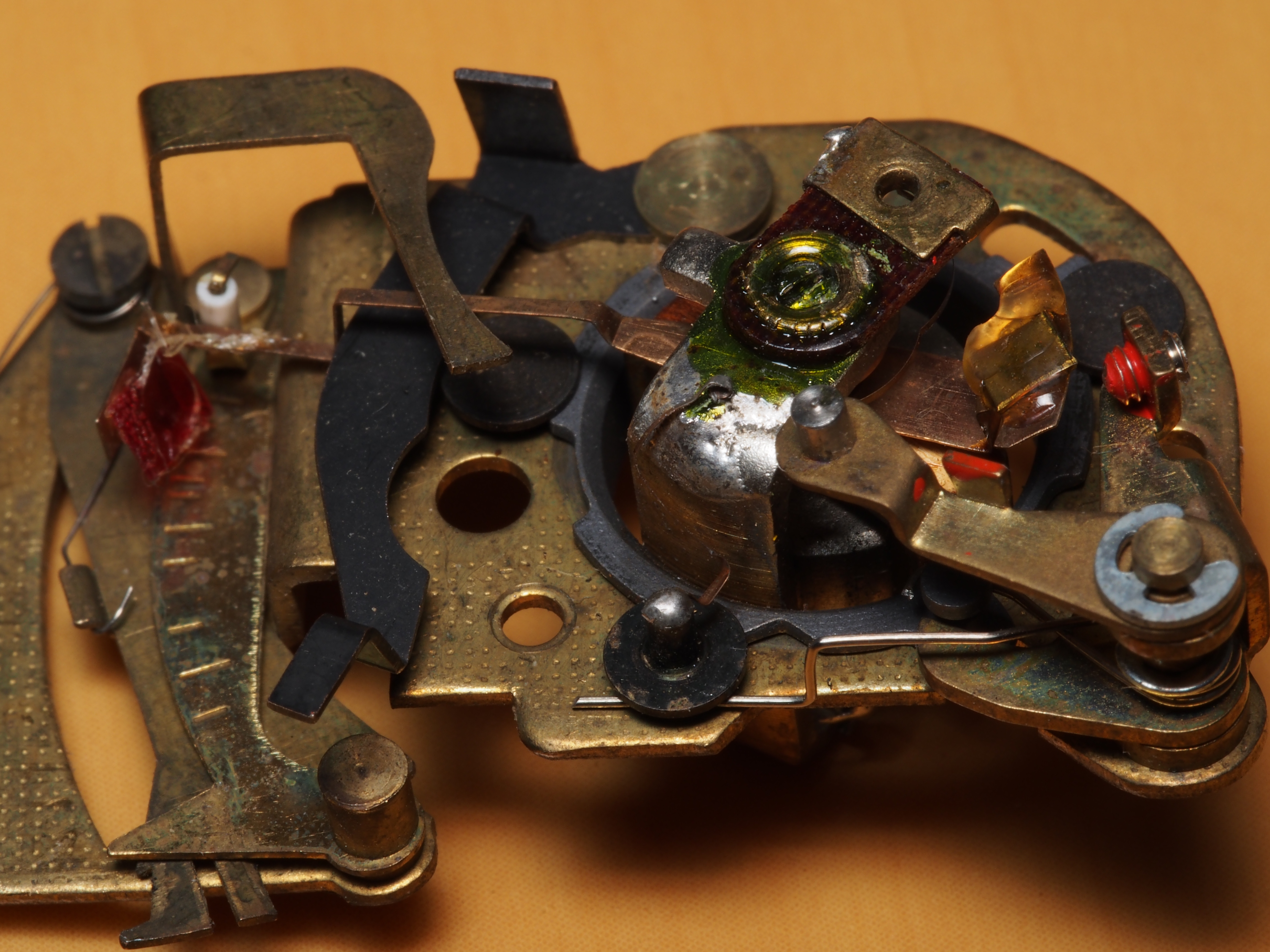 F16 / M.ZUIKO DIGITAL ED 60mm F2.8 Macro