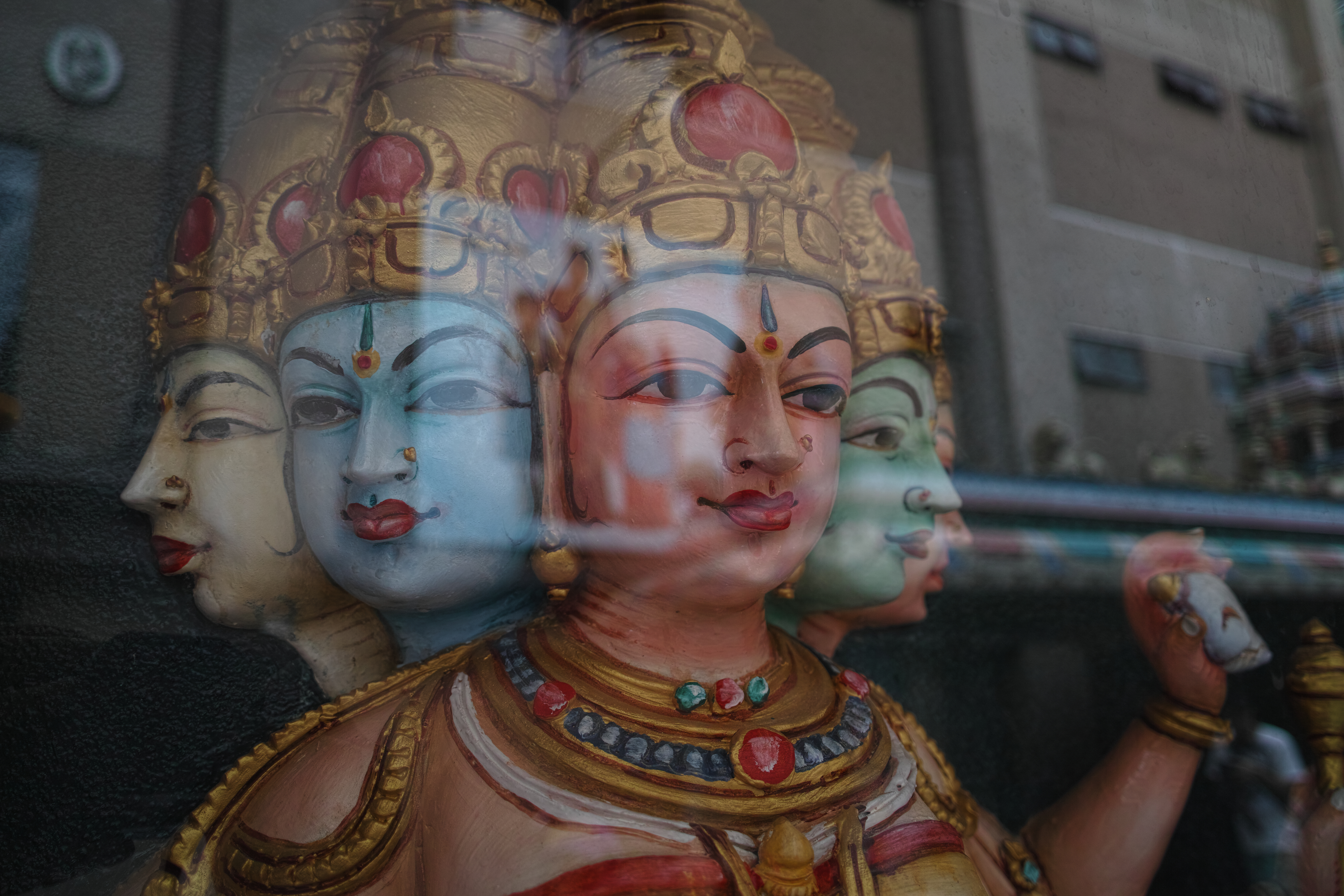 カラー（DP1 Merrill / 約9MB / 4,704×3,136 / 1/125秒 / F2.8 / -0.7EV / ISO100 / 絞り優先AE / WB：オート / 19mm）