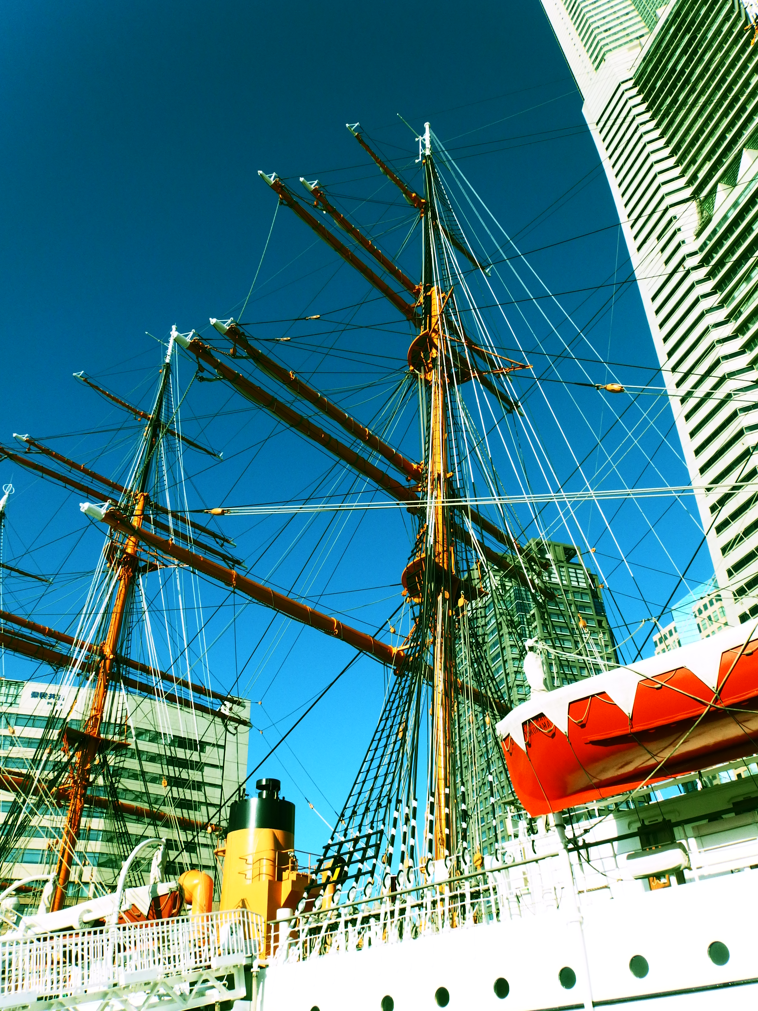 アートフィルター：クロスプロセス