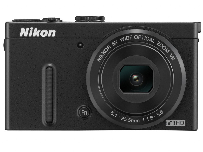 COOLPIX P330。1/1.7型センサーや5倍ズームレンズを搭載。店頭予想価格は4万5,000円前後の見込み。