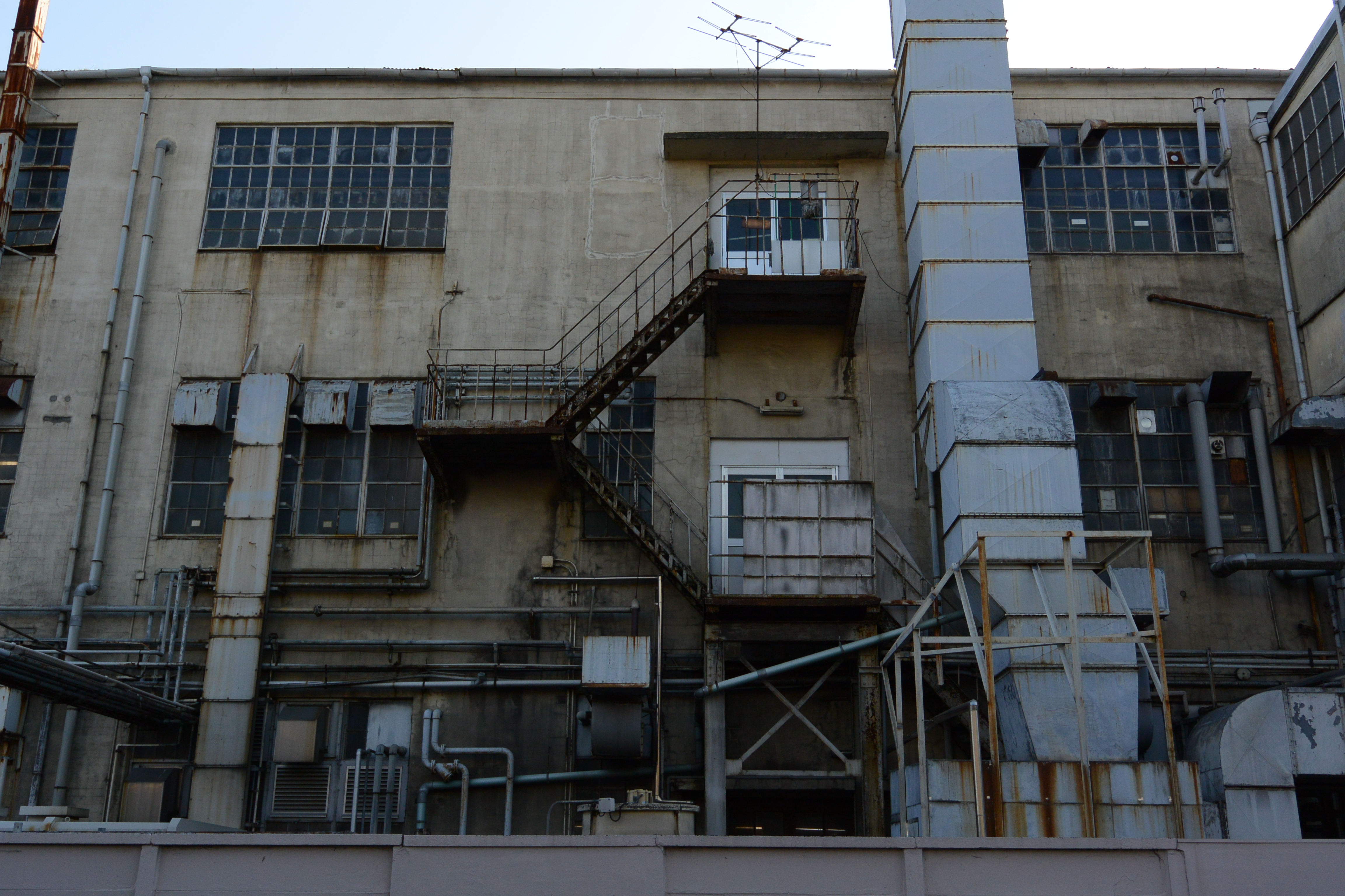 Nikon 1 V2 / 1 NIKKOR VR 6.7-13mm F3.5-5.6 / 約6MB / 4,608×3,072 / 1/320秒 / F5.6 / -1.3EV / ISO160 / 絞り優先AE / WB：オート / 13mm