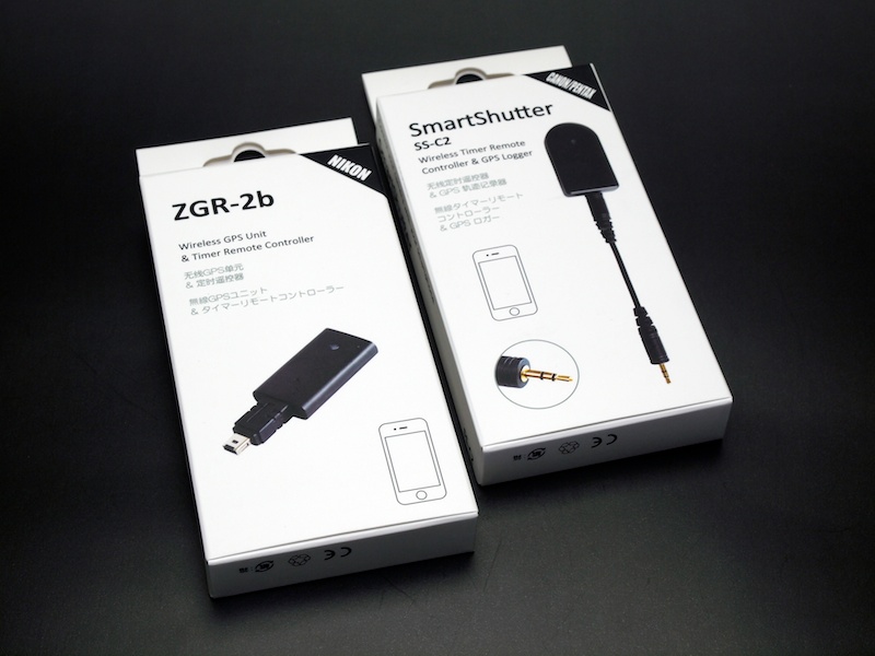 ニコン用のZGR-2bとキヤノン/ペンタックス用のSS-C2のパッケージ