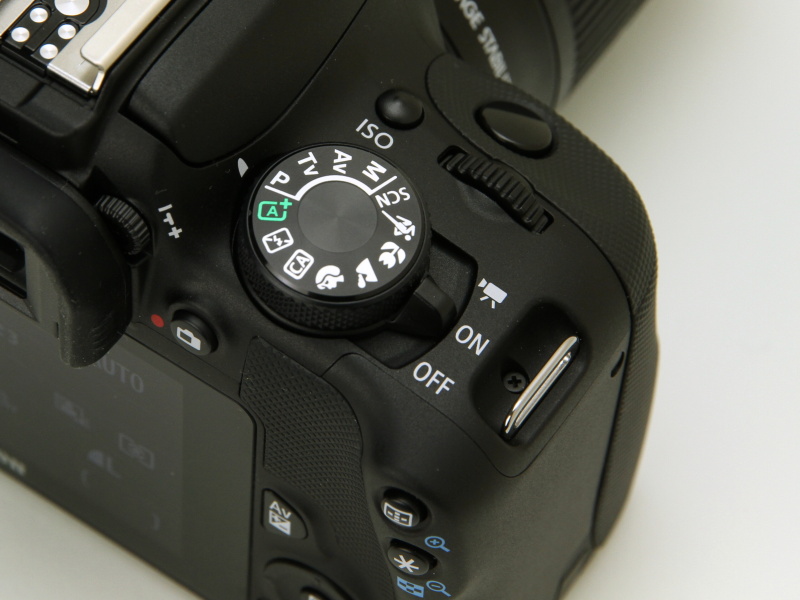 モードダイヤル周辺