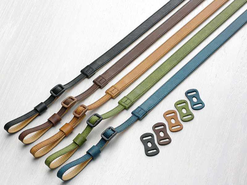 左からブラック、チョコレート、ブラウン、オリーブ、インディゴ