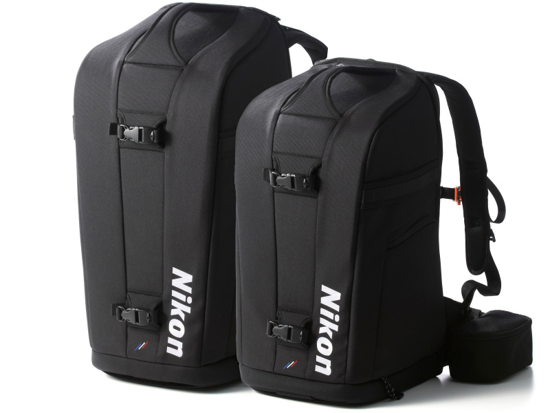 左からレンズリュックプロL、レンズリュックプロM