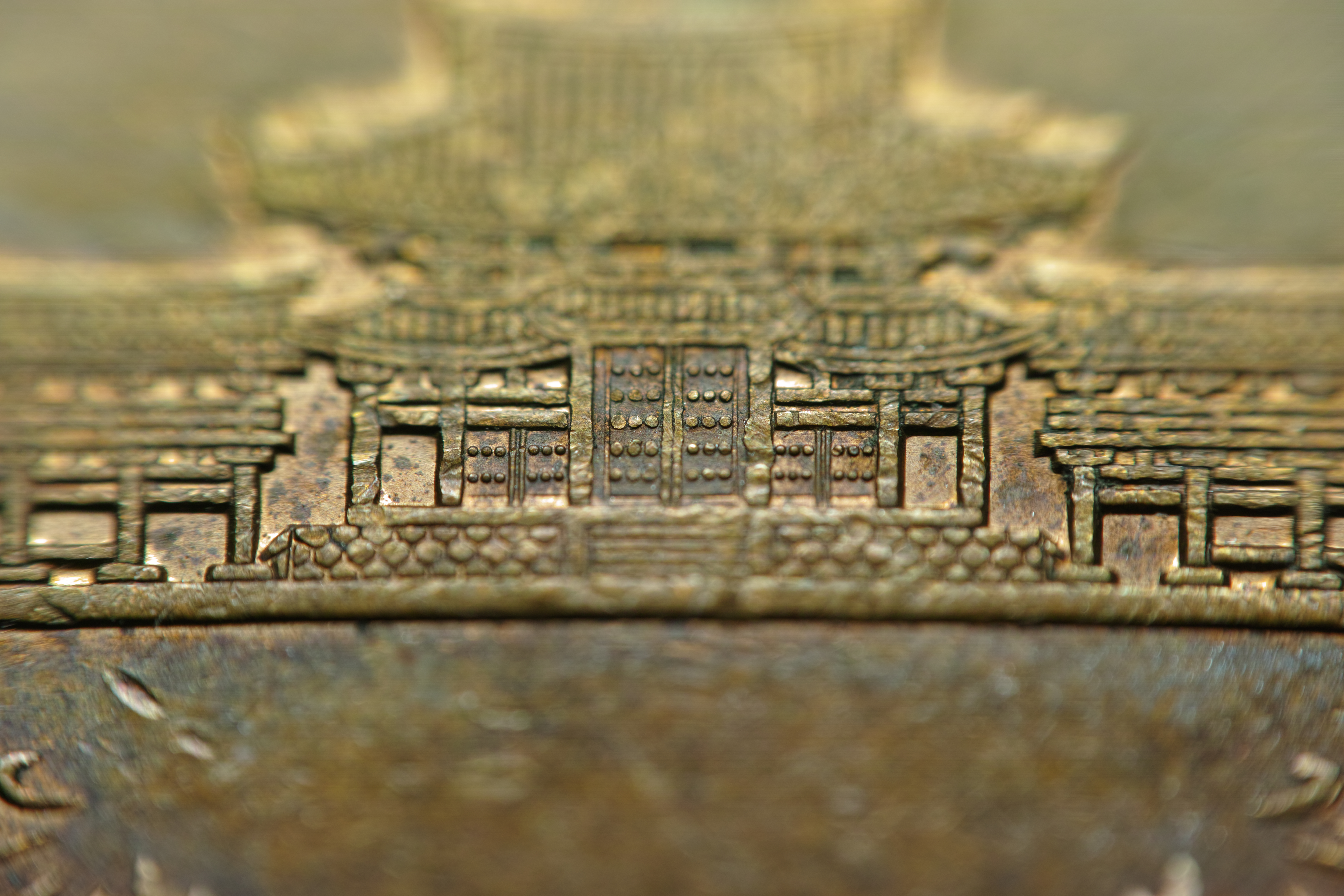 驚いたことに、そして嬉しいことに、非常にシャープな描写である。どのような原理でこうなるのかは不明だが、理由は分からずとも結果オーライなのがブリコラージュの精神なのだと、この概念の提唱者である文化人類学者レヴィ＝ストロースも書いている。