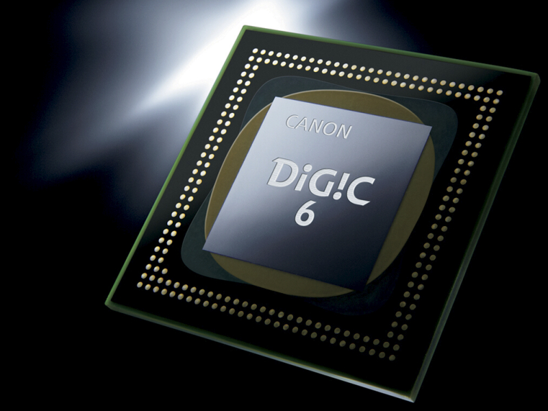 DIGIC 6を新搭載した。