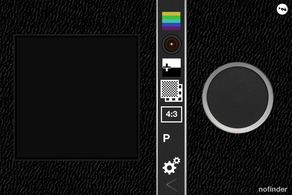 横位置での撮影も可能。メニューも追従します