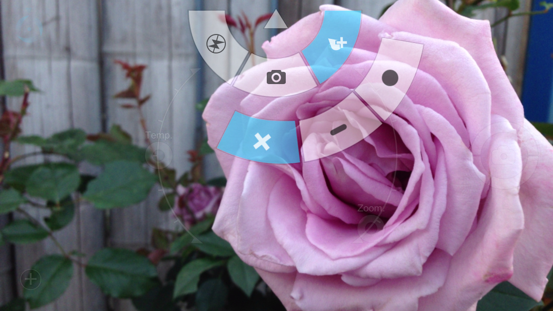 ぼかし効果は、円形とラインの2種類