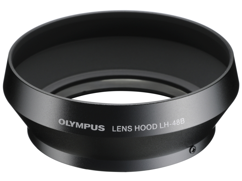 金属レンズフード「LH-48B BLK」（7,350円）。M.ZUIKO DIGITAL 17mm F1.8（ブラック）用。