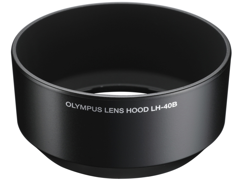 レンズフード「LH-40B BLK」（4,200円）。M.ZUIKO DIGITAL 45mm F1.8（ブラック）用。