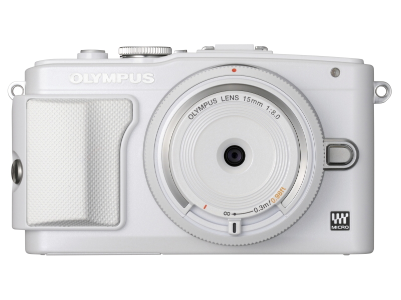 BCL-1580はE-PL6のボディカラーと合わせることができる（残数ない場合希望の色がもらえない場合がある）。