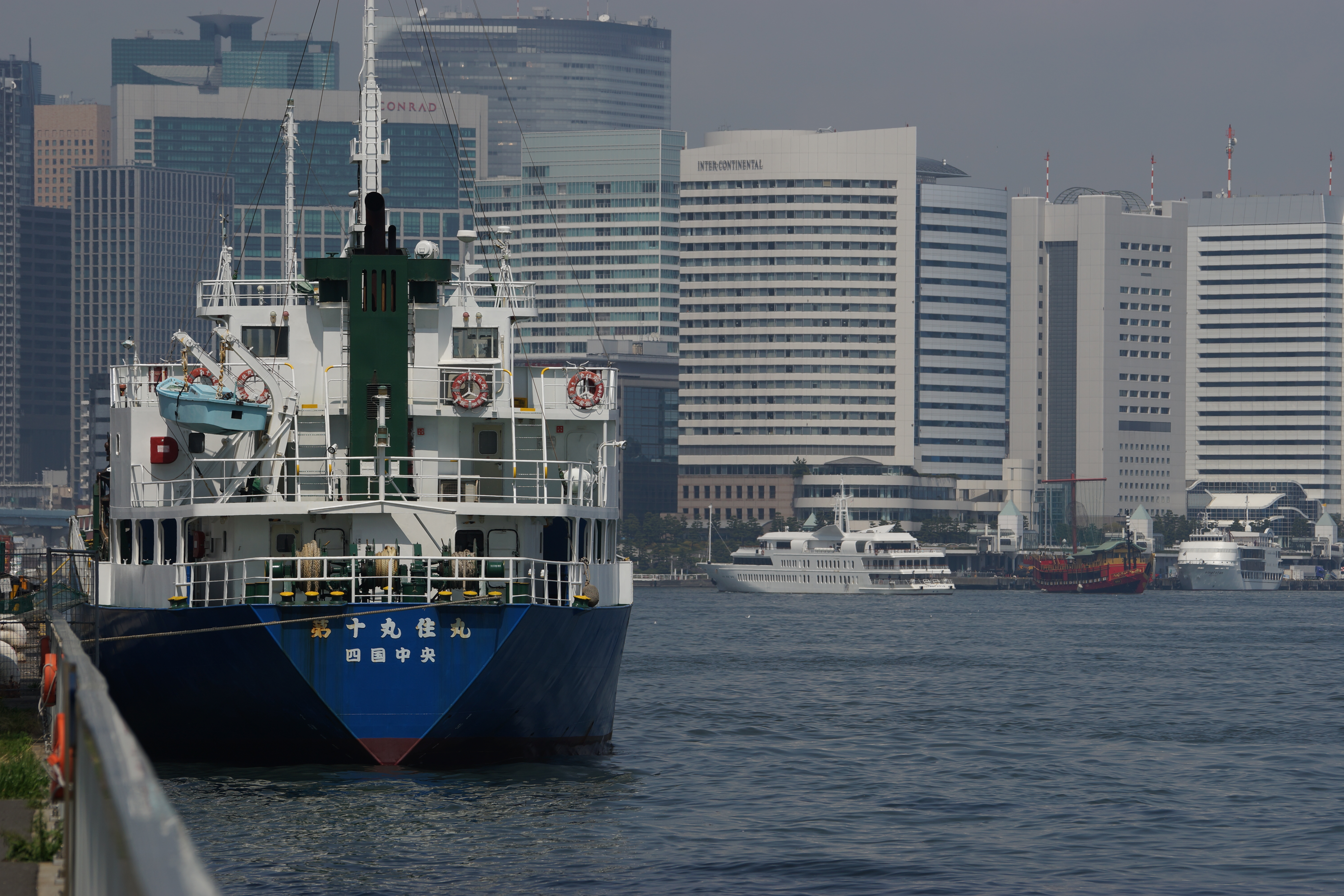 α99 / 70-400mm F4-5.6 G SSM II / 約6.4MB / 6,000×4,000 / 1/500秒 / F8 / -0.3EV / ISO100 / 絞り優先AE / WB：オート / 210mm