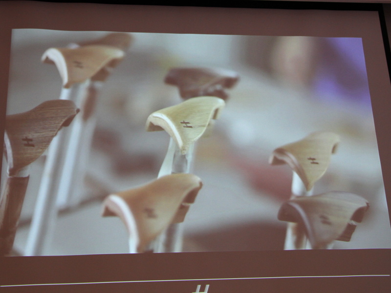 Lunarの製造工程などを紹介するムービーを上映した