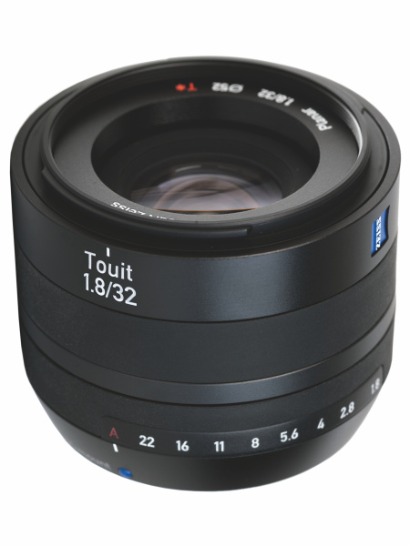 Touit 1.8/32（Xマウント用）
