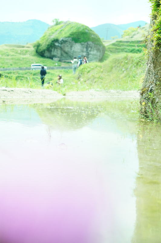 タイトル：まる岩。　撮影者：ゆみさん　カメラ歴：3か月　使用カメラ：ソニーNEX-6