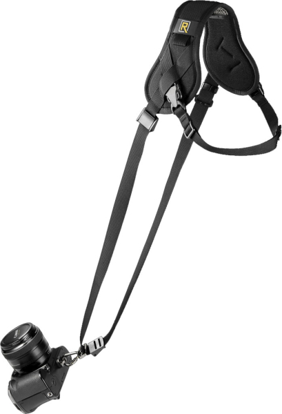 セカンダリーストラップを外したところ。