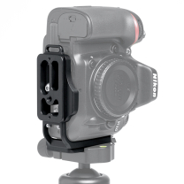 KIRK Nikon D7100 D7200 ボディ専用L-ブラケット プレート KIRK、ニコン「D7100」専用のL型ブラケット - デジカメ Watch Watch