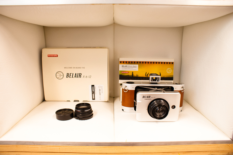 2012年末に発売された、ブローニーフィルムを使用する中判カメラ、「Belair X」も高い人気を誇っています。