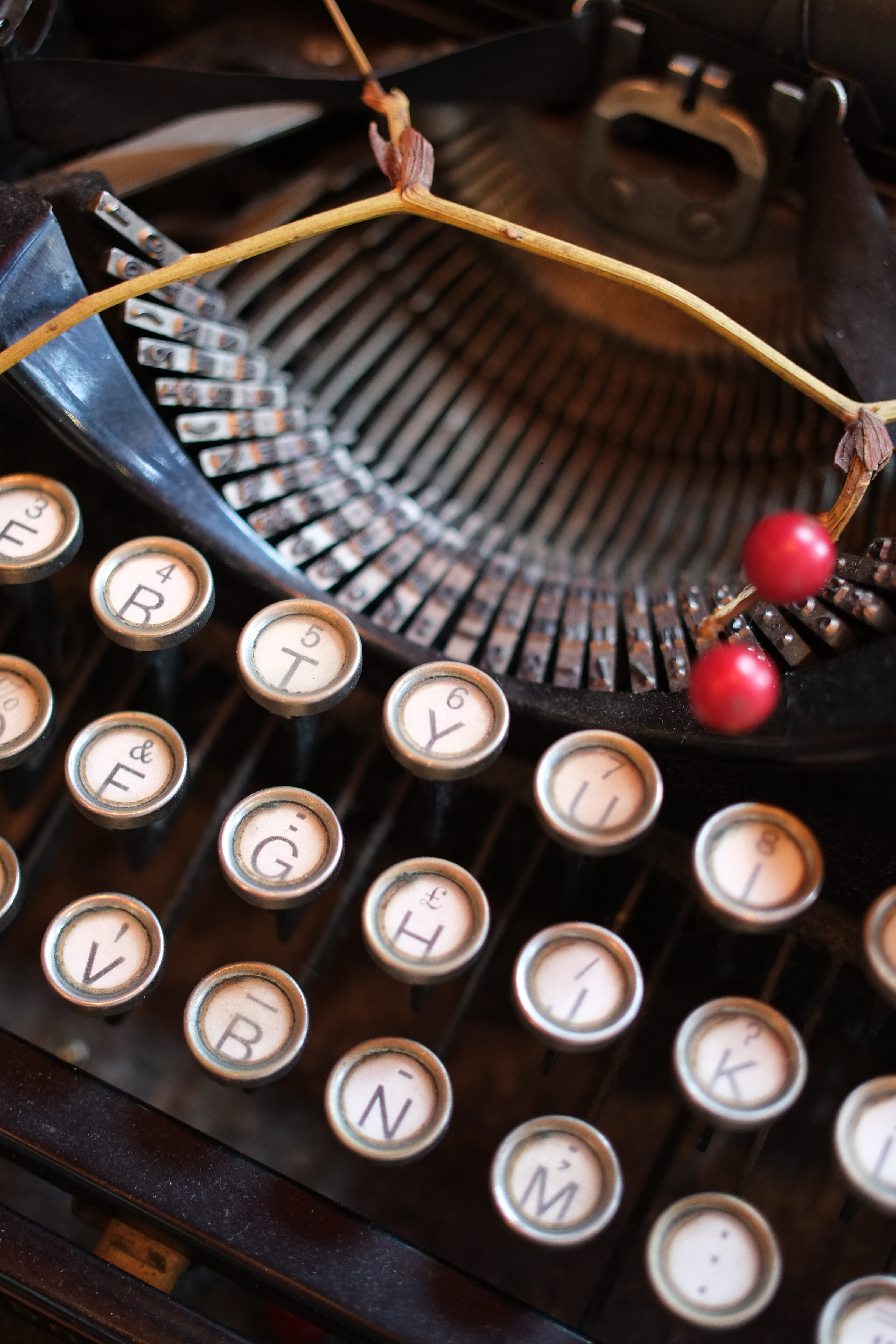 X-Pro1 / Touit 1.8/32 / 約4.4MB / 4,896×3,264 / 1/52秒 / F2 / -0.7EV / ISO1000 / 絞り優先AE / WB：オート / 32mm