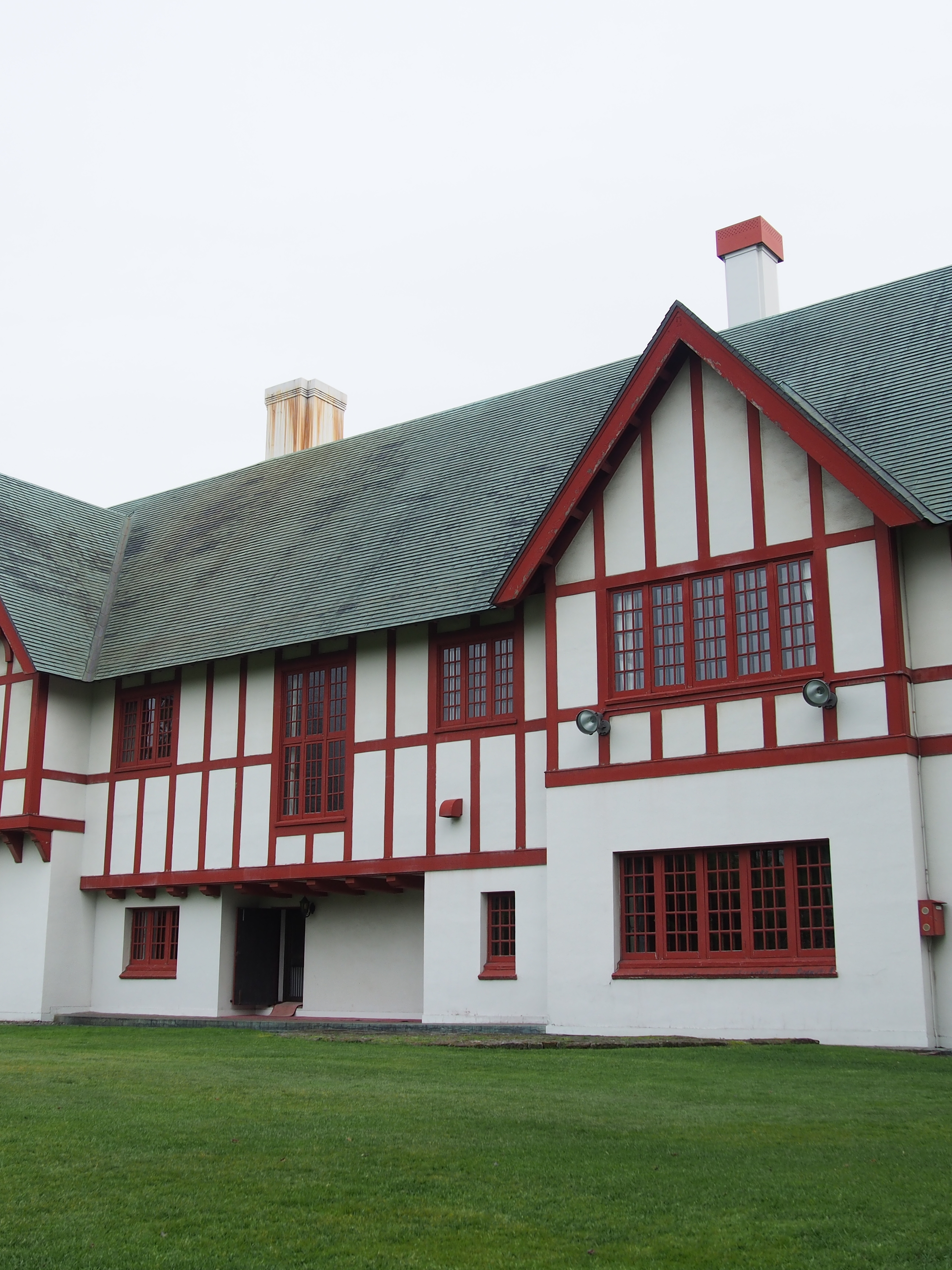 アスペクト比：3：4 / 2,592×3,456 /