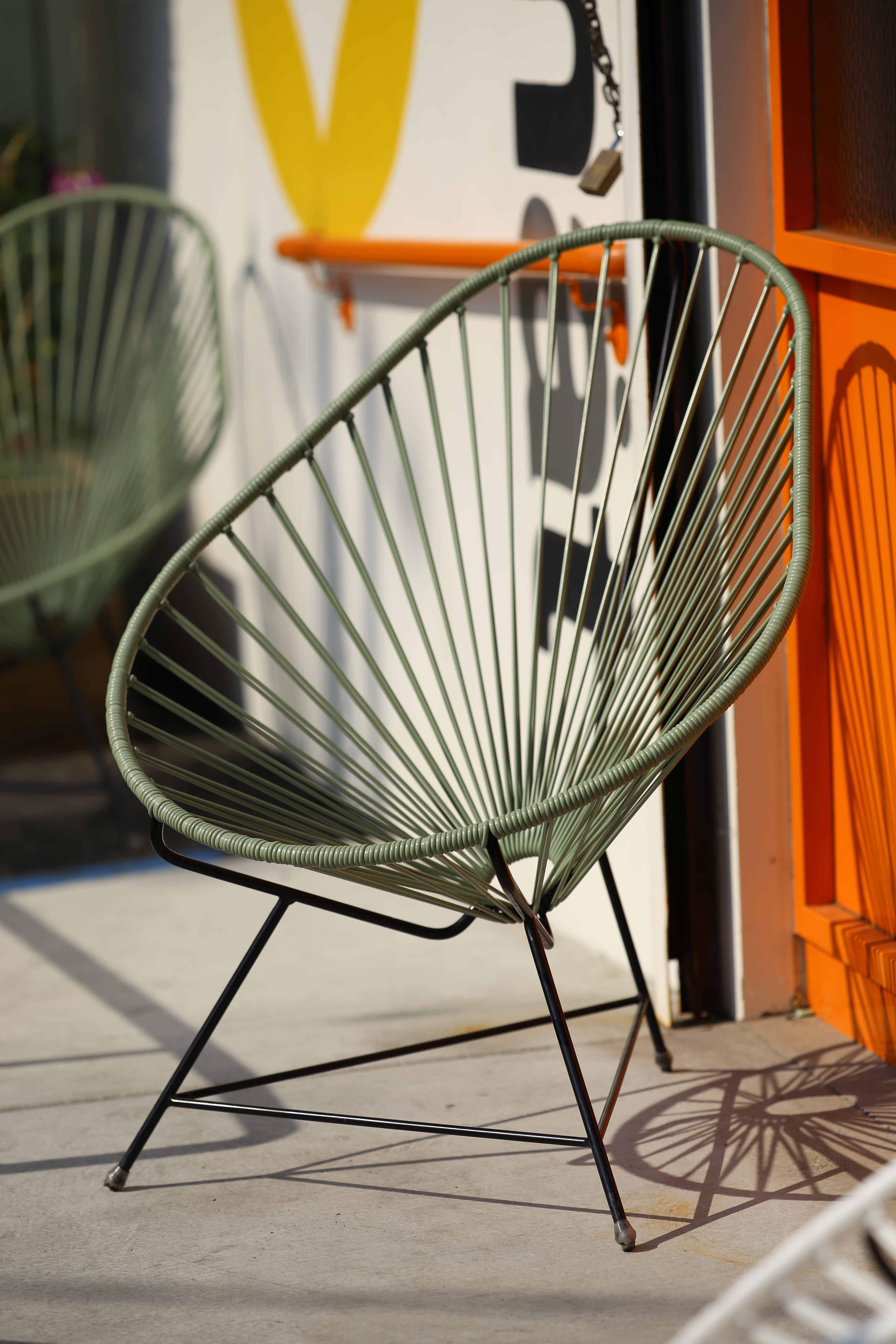 EOS 6D / Apo Sonnar T* 2/135 / 約4.7MB / 3,648×5,472 / 1/4,000秒 / F2.8 / -0.3EV / ISO100 / 絞り優先AE / WB：太陽光 / 135mm