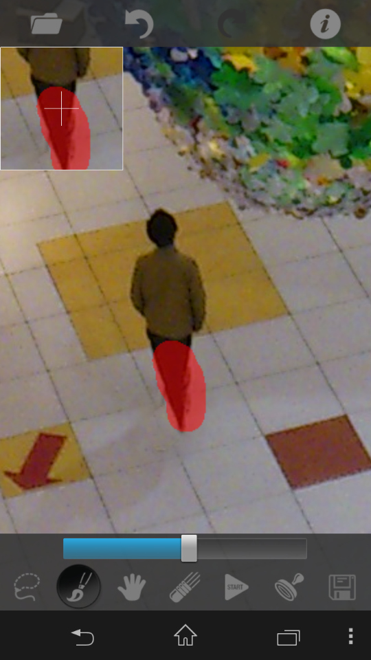 「ブラシ」を利用する際も、画面左上に利用状態が表示される