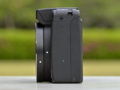 オールドデジカメの凱旋：リコーCaplio GX100（2007年