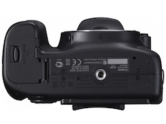 キヤノン、新AF機構でライブビューAFが高速化した「EOS 70D