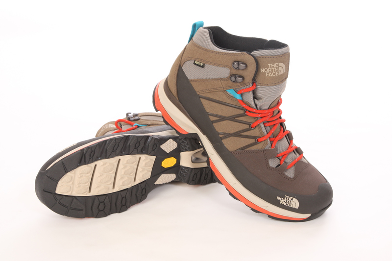 ザ・ノース・フェイス「レッドミッドGTX」（1万6,800円）