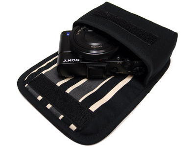 ブラック・カーボンストライプ