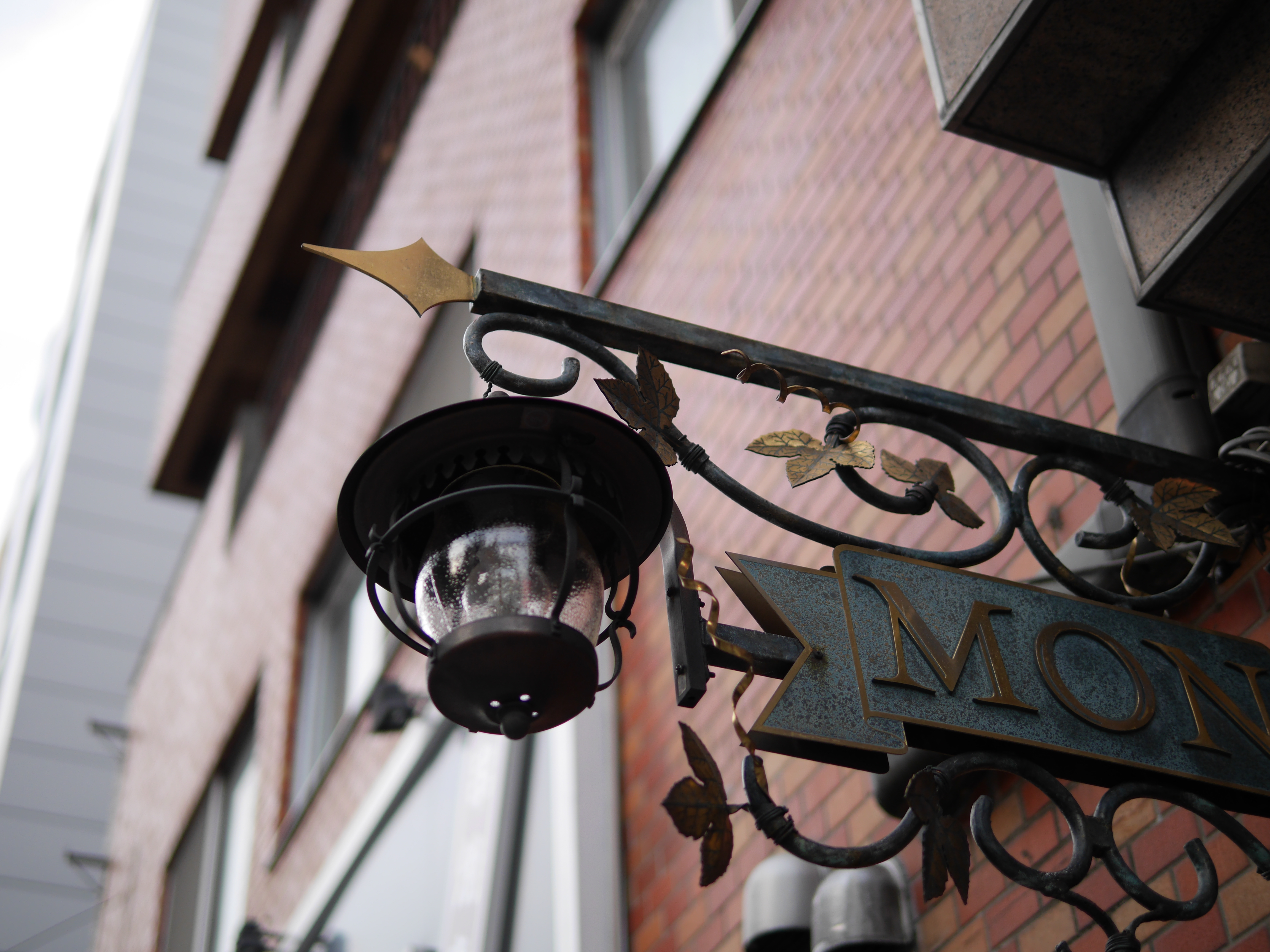 DMC-GH3 / 1/800秒 / F1.4 / +0.3EV / ISO200 / 絞り優先AE / WB：オート / 25mm