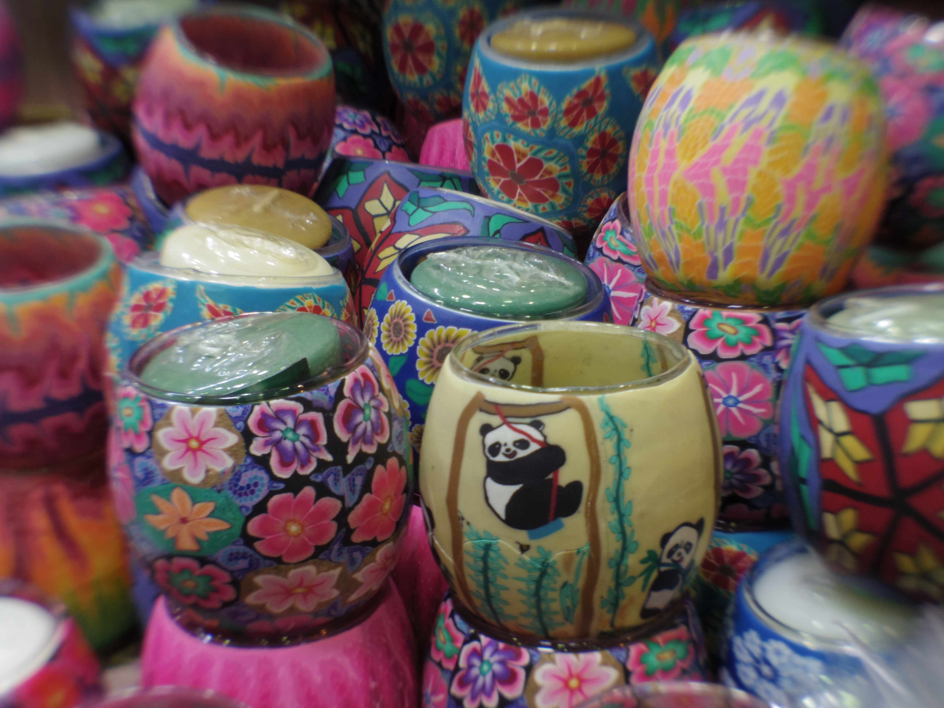 近距離の中央部はピントが合いやすいのでテーブルフォトもおもしろいかも! 07 MOUNT SHIELD LENS / 1/6秒 / F9 / 0EV / ISO200 / 絞り優先AE / WB：オート / 11.5mm