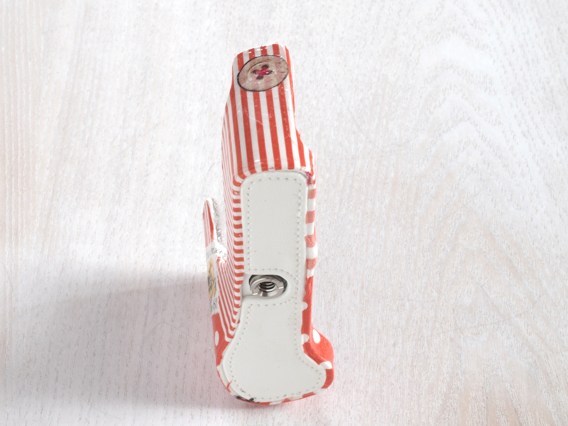 完成しました！ 側面にはボタン柄のペーパーを切り抜いて貼り付けました。作る行程も楽しかったです。