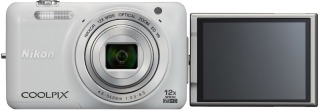 ニコン、フリーアングル液晶を搭載した「COOLPIX S6600」 - デジカメ