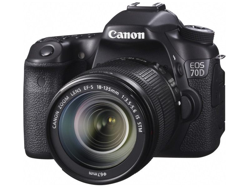 EOS 70D・EF-S18-135 IS STMレンズキット