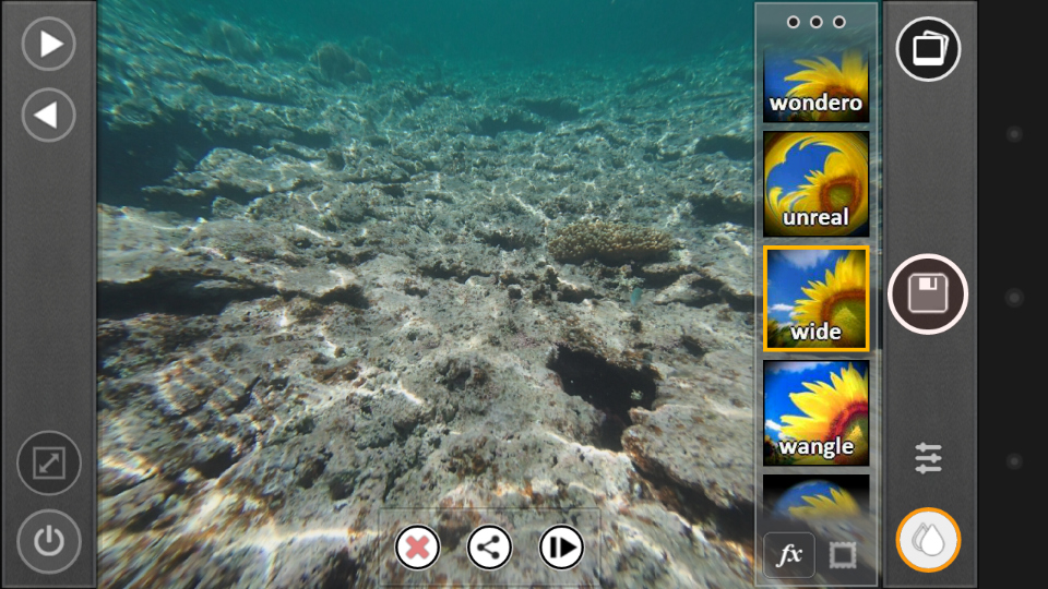 「wide」は広角レンズで撮った写真をイメージ