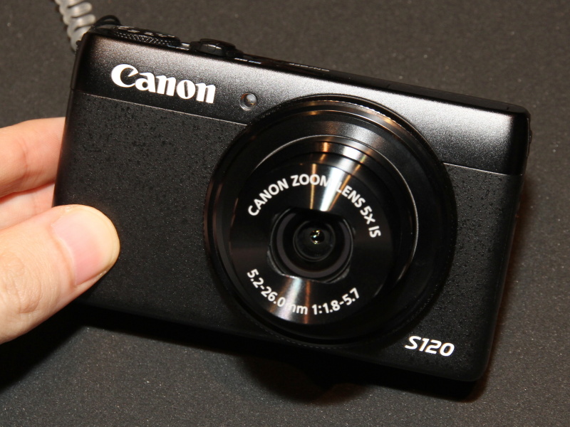 PowerShot S120（ブラック）