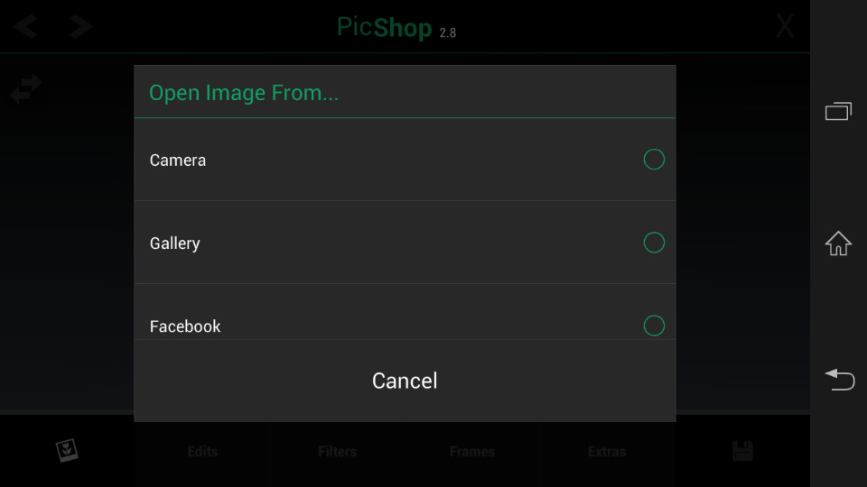 アプリを起動し、編集元の画像を選ぶ。「Open Image From...」というポップアップウィンドウでは「Facebook」が表示されており、タップするとアカウントの入力画面が表示される