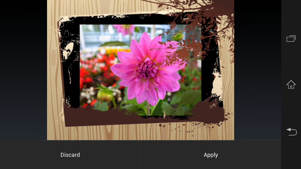 白枠、黒枠といったオーソドックスなフレームのほか、遊び心のあるフレームも収録されている