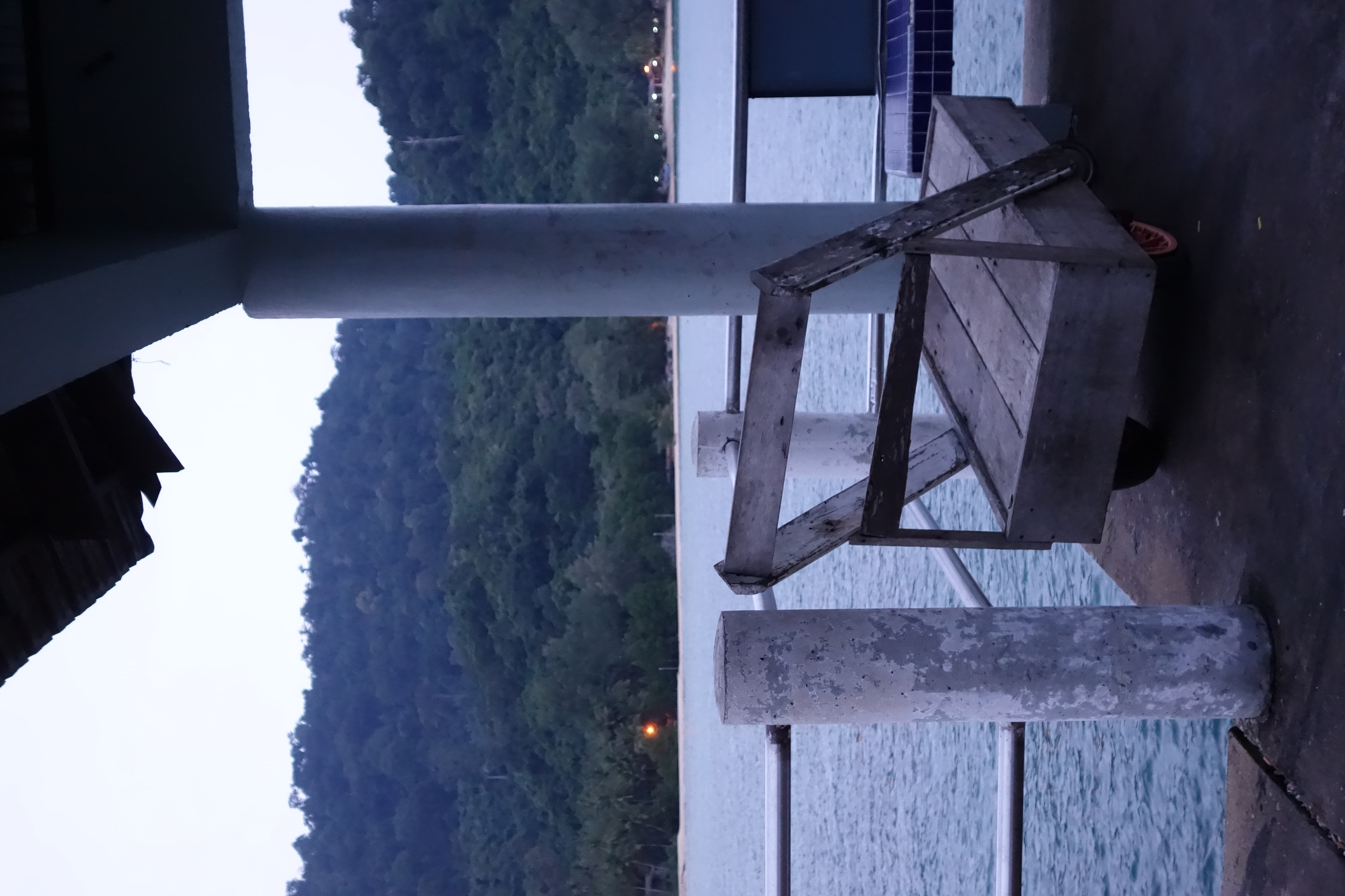 ISO4000 / F3.2 / 1/4,000 / ±0EV / 18.7mm