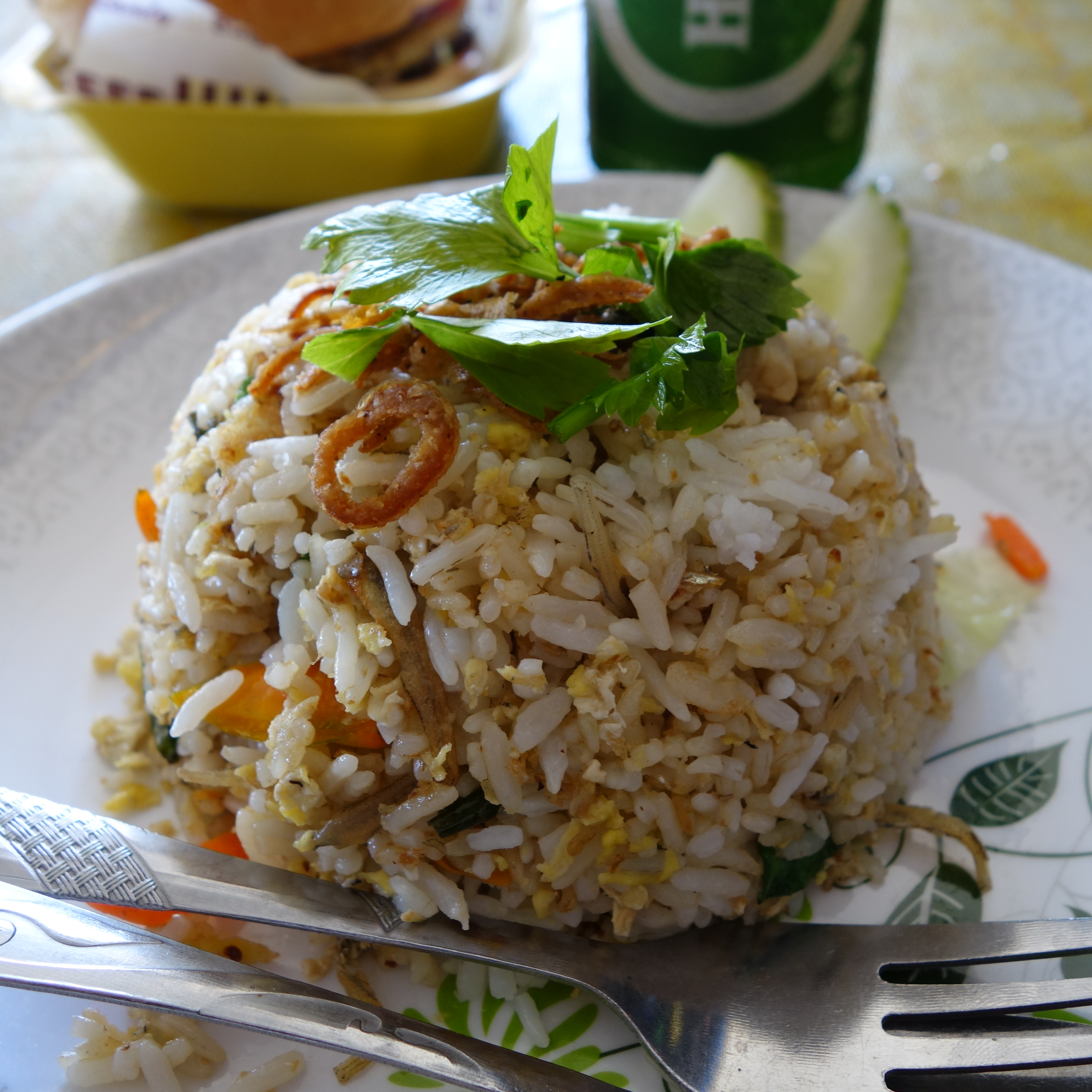 ISO250 / F4 / 1/30 / ±0EV / 10.4mm