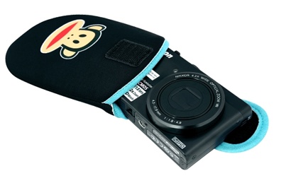 「POUCH 13PF-P01」1,940円