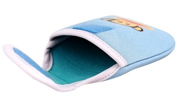 「POUCH 13PF-P01」1,940円