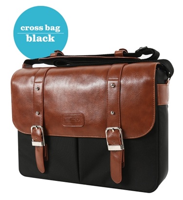 「CAMERA BAG 13PF-N-BC02」（ブラック）1万2,680円