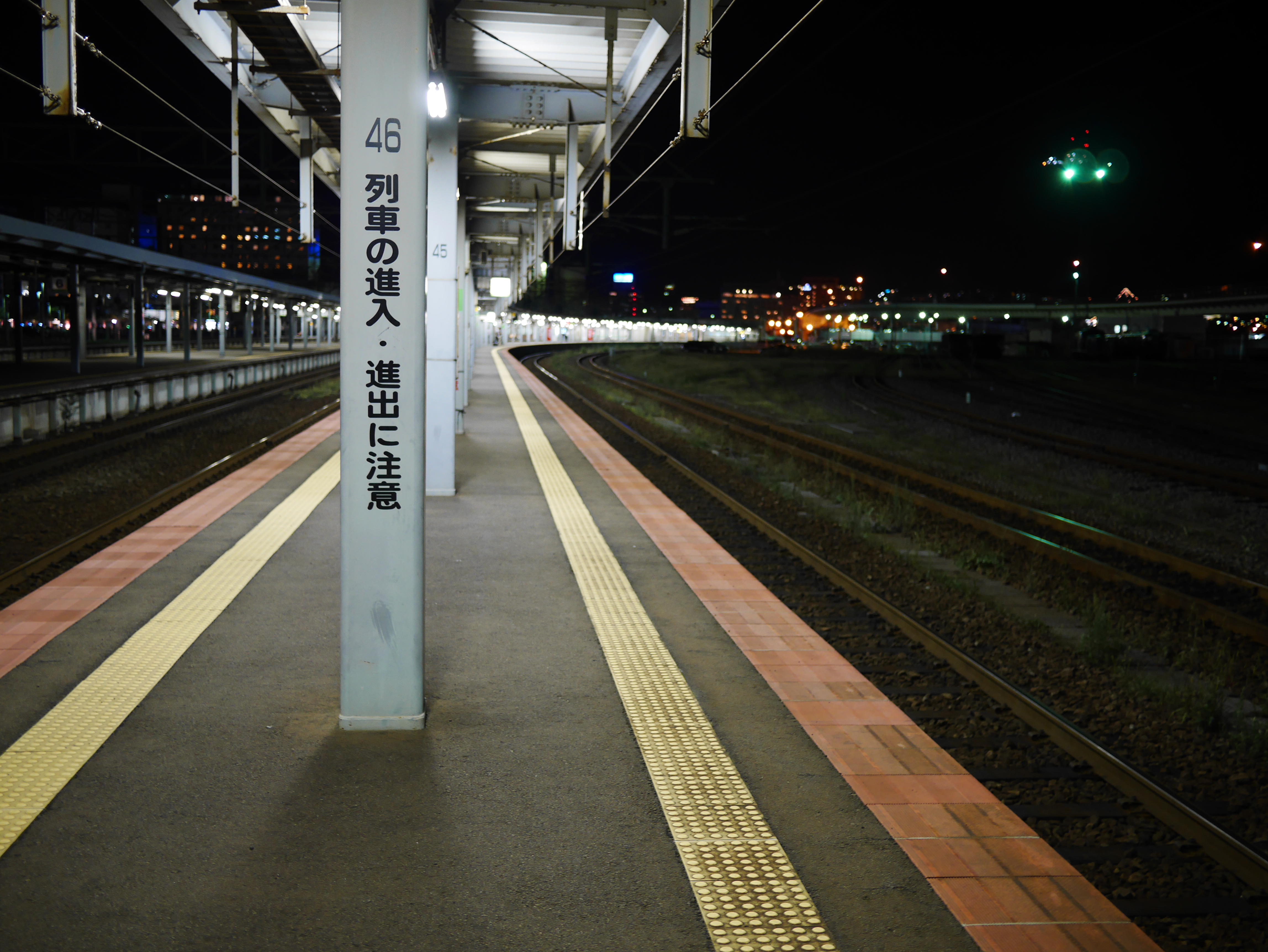 DMC-GX7 / LUMIX G 20mm F1.7 II ASPH. / 4,592×3,448 / ISO400 / F1.8 / 1/13秒 / 20mm（40mm相当）