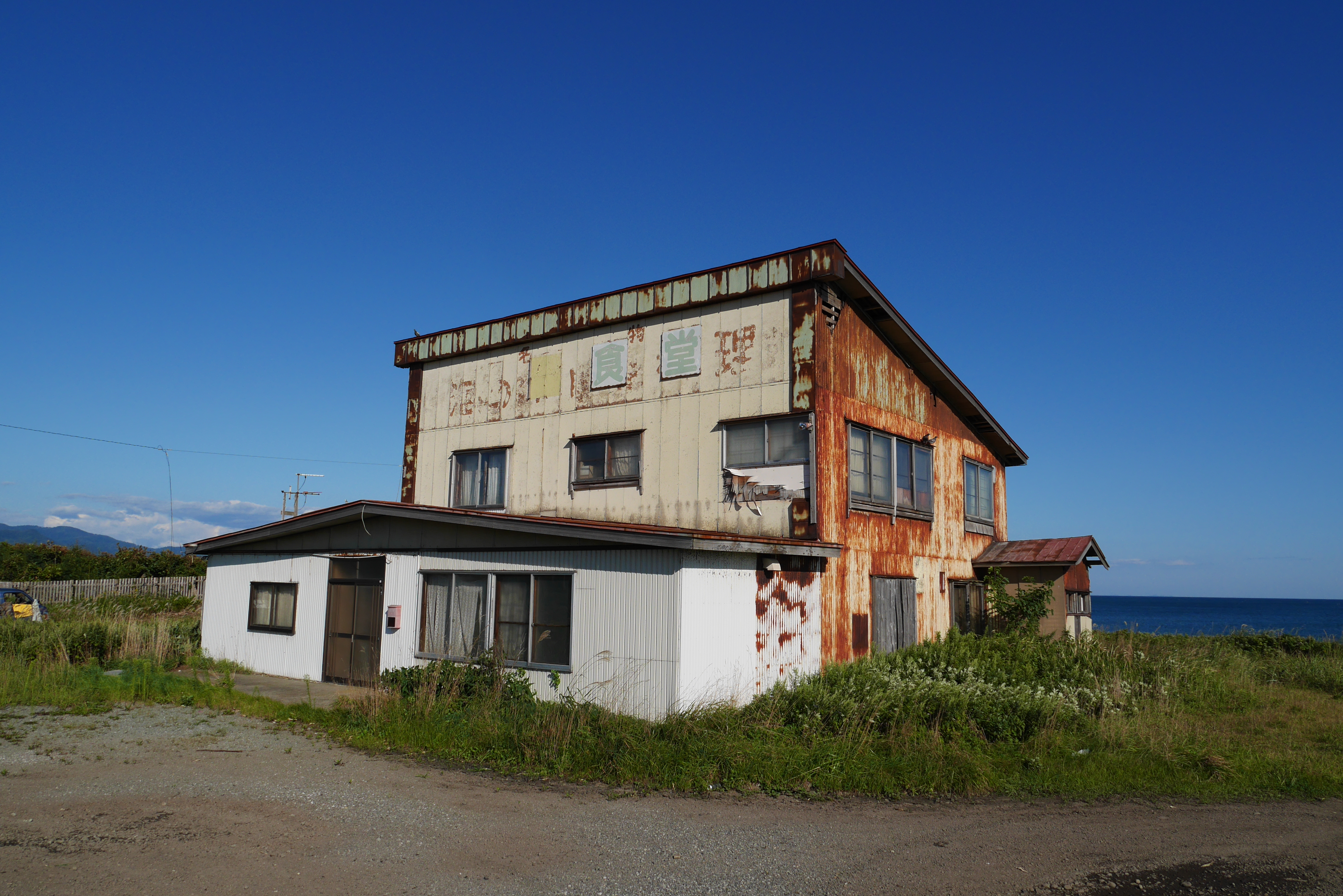 DMC-GX7 / LUMIX G X VARIO 12-35mm F2.8 ASPH. POWER O.I.S. / 4,592×3,064 / ISO200 / F5.6 / 1/2,000秒 / 12mm（24mm相当）